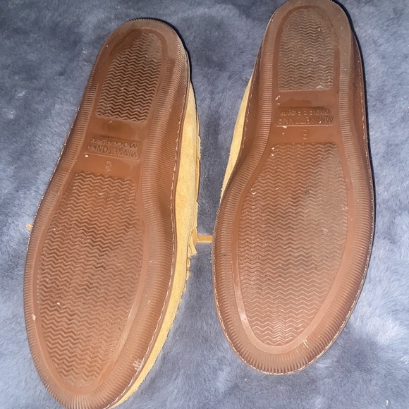 Minnetonka Moccasin SZ 8 - Picture 2 of 4